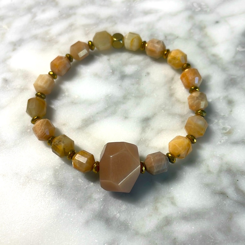 Peach moonstone bracelet size 7”